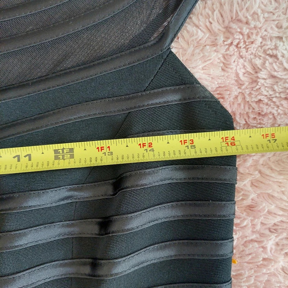 JS Collections Lace Black Classic Gown Size 8 - Picture 7 of 11